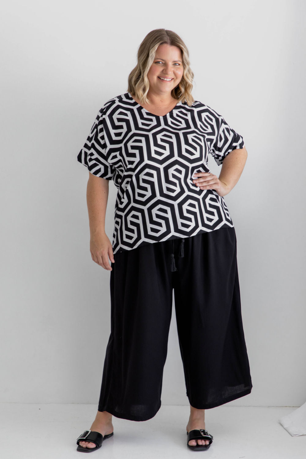 ladies-summer-blouse-top-black-white-geo-print-design