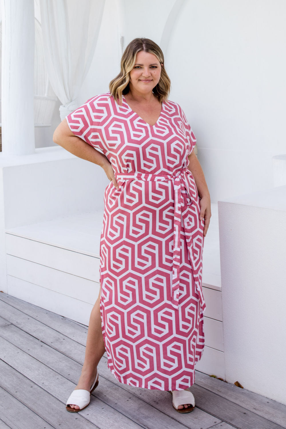 long-belted-summer-dress-rose-white-geometric