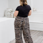 long-relaxed-fit-pants-wide-leg-leopard-print-plus-size