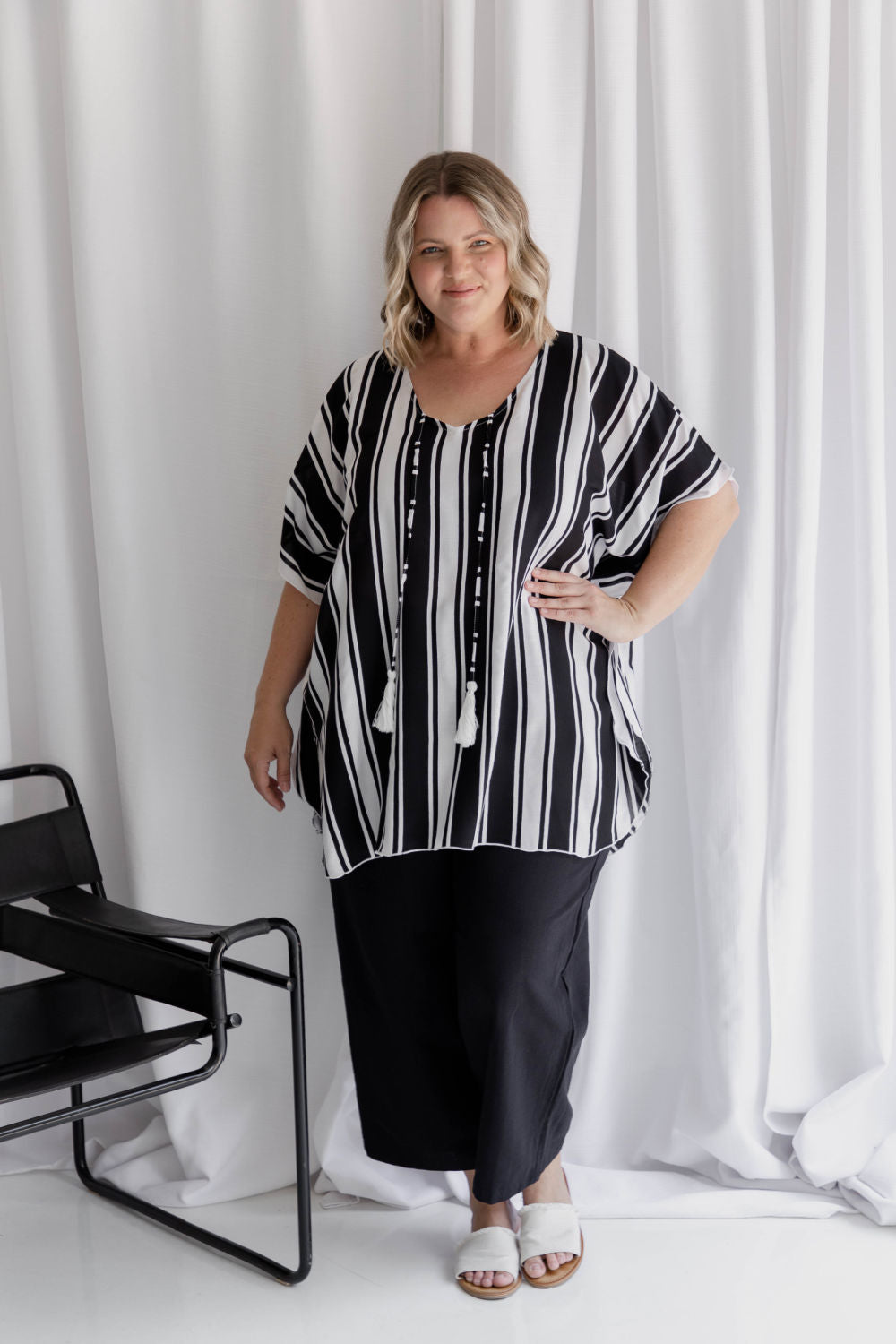 long-top-black-white-stripe-plus-size