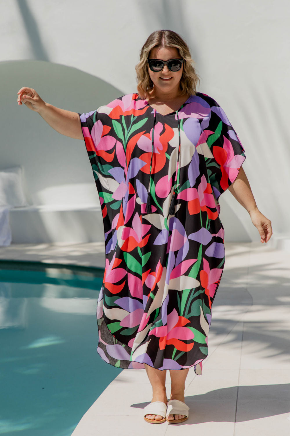 maxi-summer-kaftan-style-dress-florals-design-black-red-pink-mauve-cream