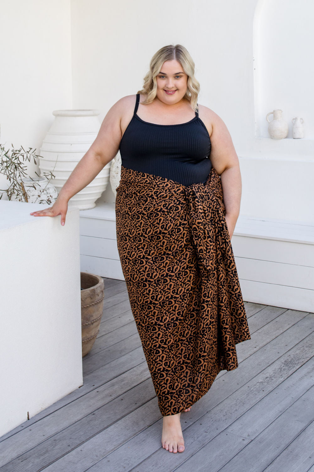 plus-size-beach-sarong-black-brown-leopard-print