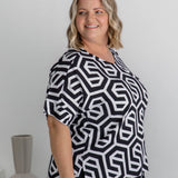 plus-size-blouse-top-black-white-geometric-print-design