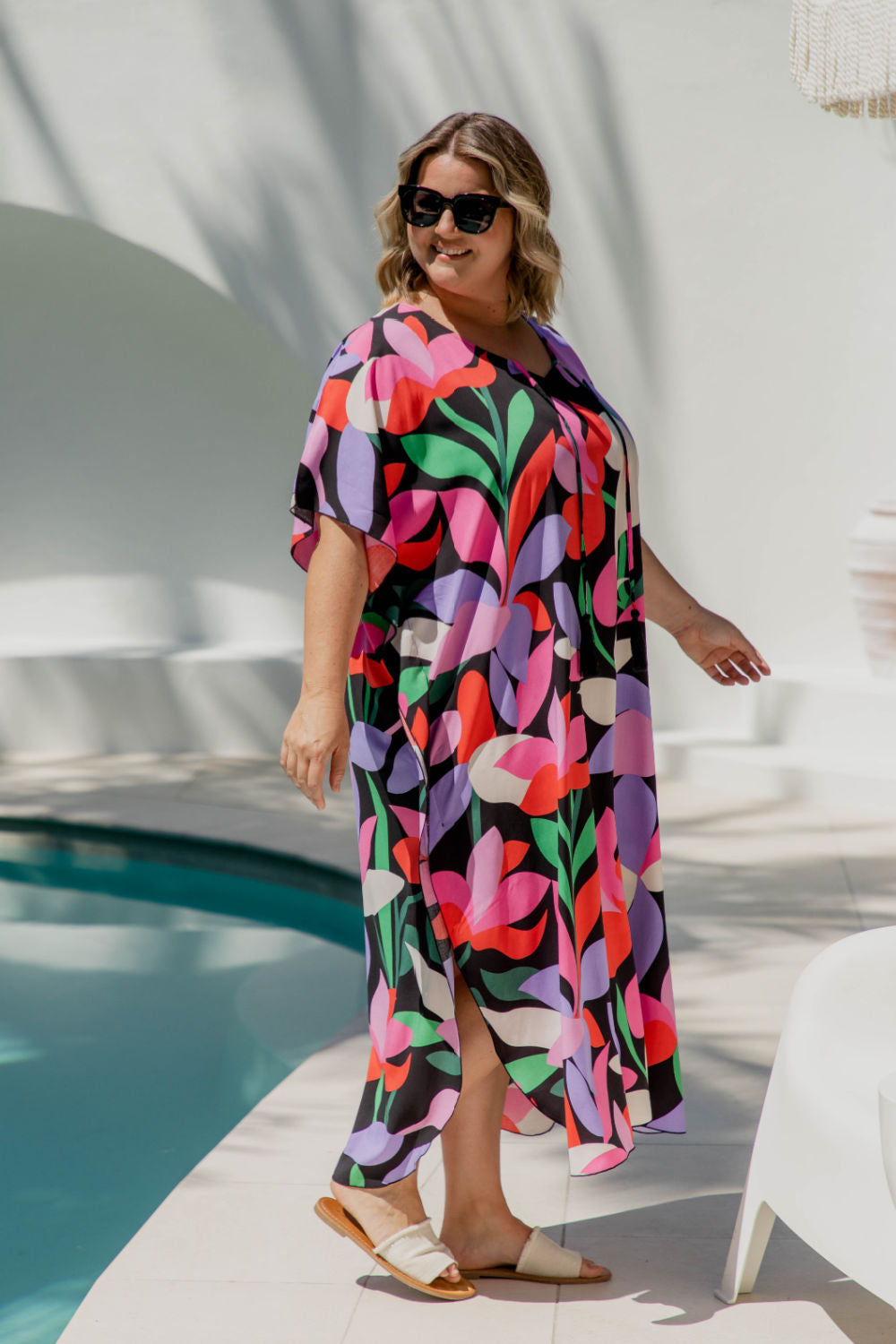 plus-size-long-summer-dress-kaftan-style-floral-design-black-red-pink-mauve