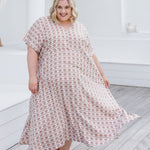 plus-size-maxi-dress-geometric-design-white-mocha