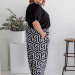 plus-size-wide-leg-relaxed-fit-pants-black-white-geometric-print-design