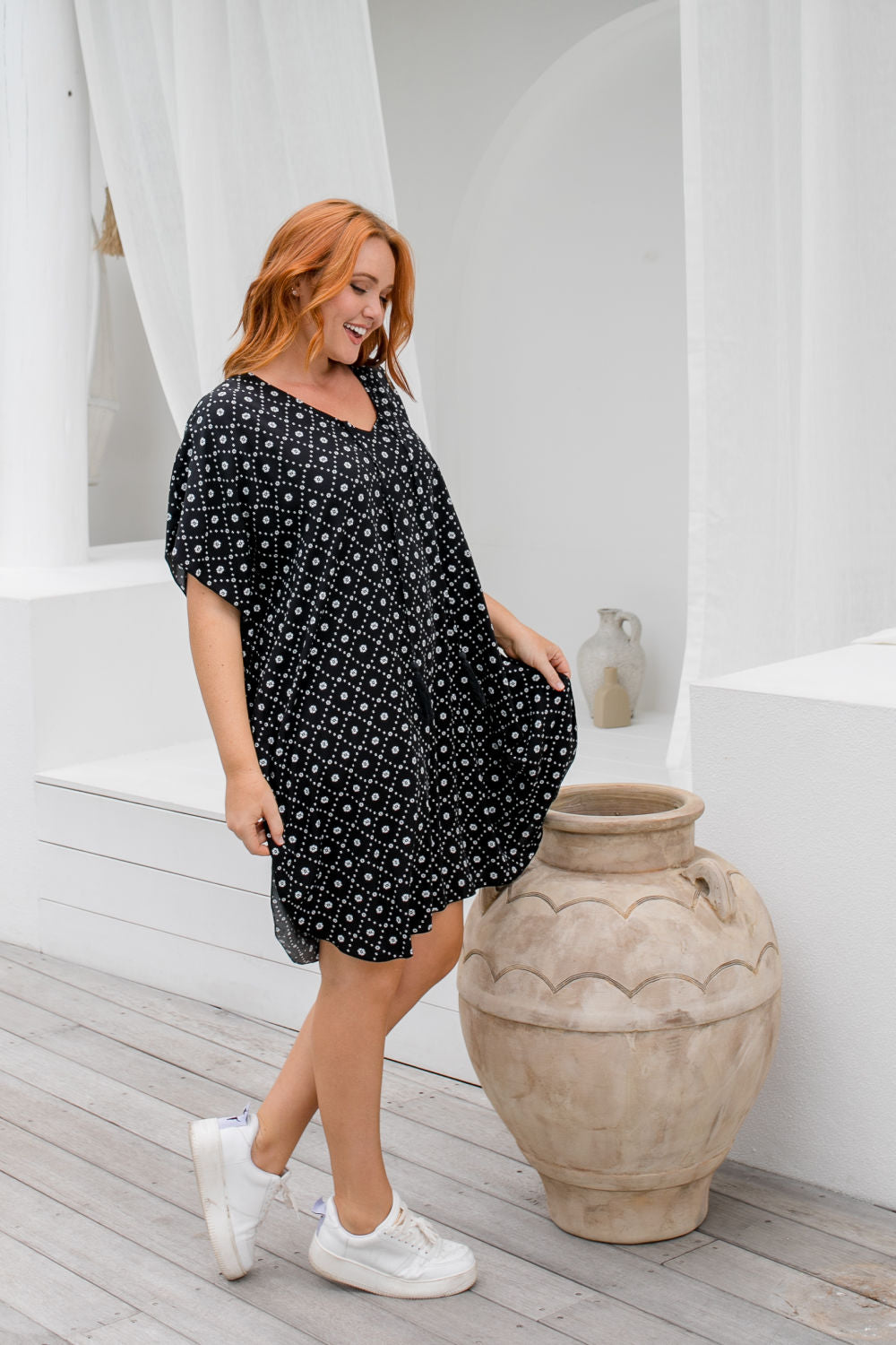 short-kaftan-dress-black-white-geo-print-design