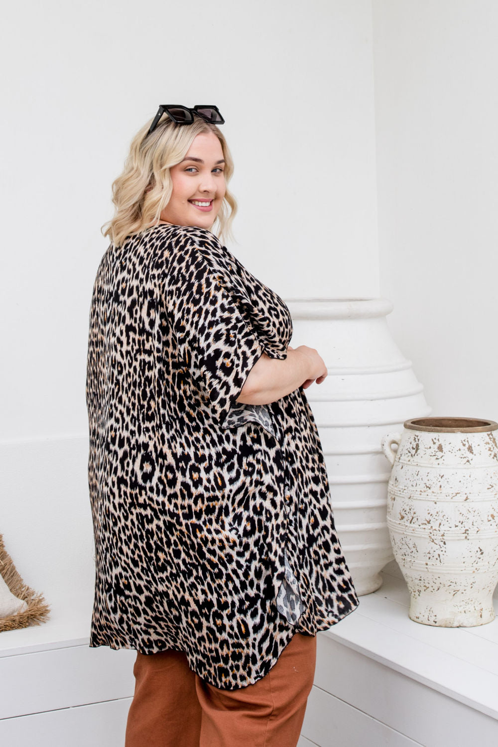 summer-long-top-plus-size-leopard-print-design