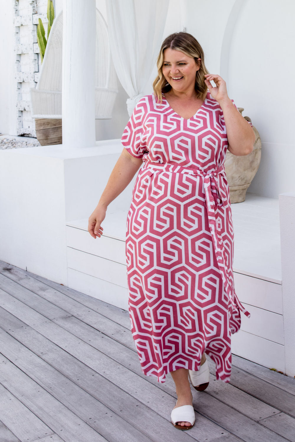 summer-maxi-dress-rose-white-geometric-resort-wear-styling