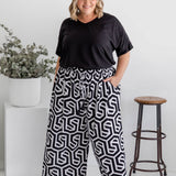 wide-leg-long-pants-black-white-geometric-print-design