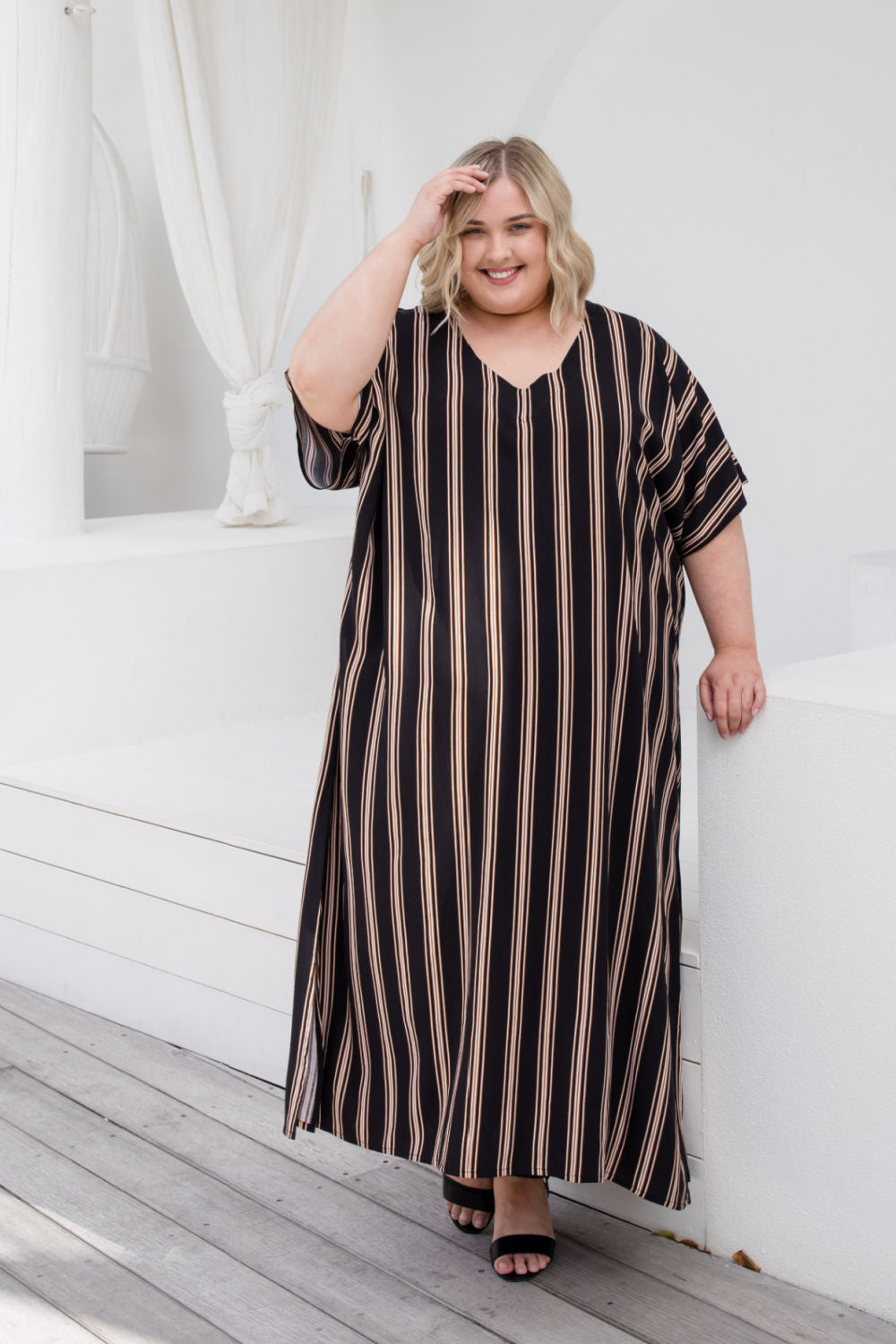 womens-maxi-summer-dress-plus-size-black-neutral-cream-stripe