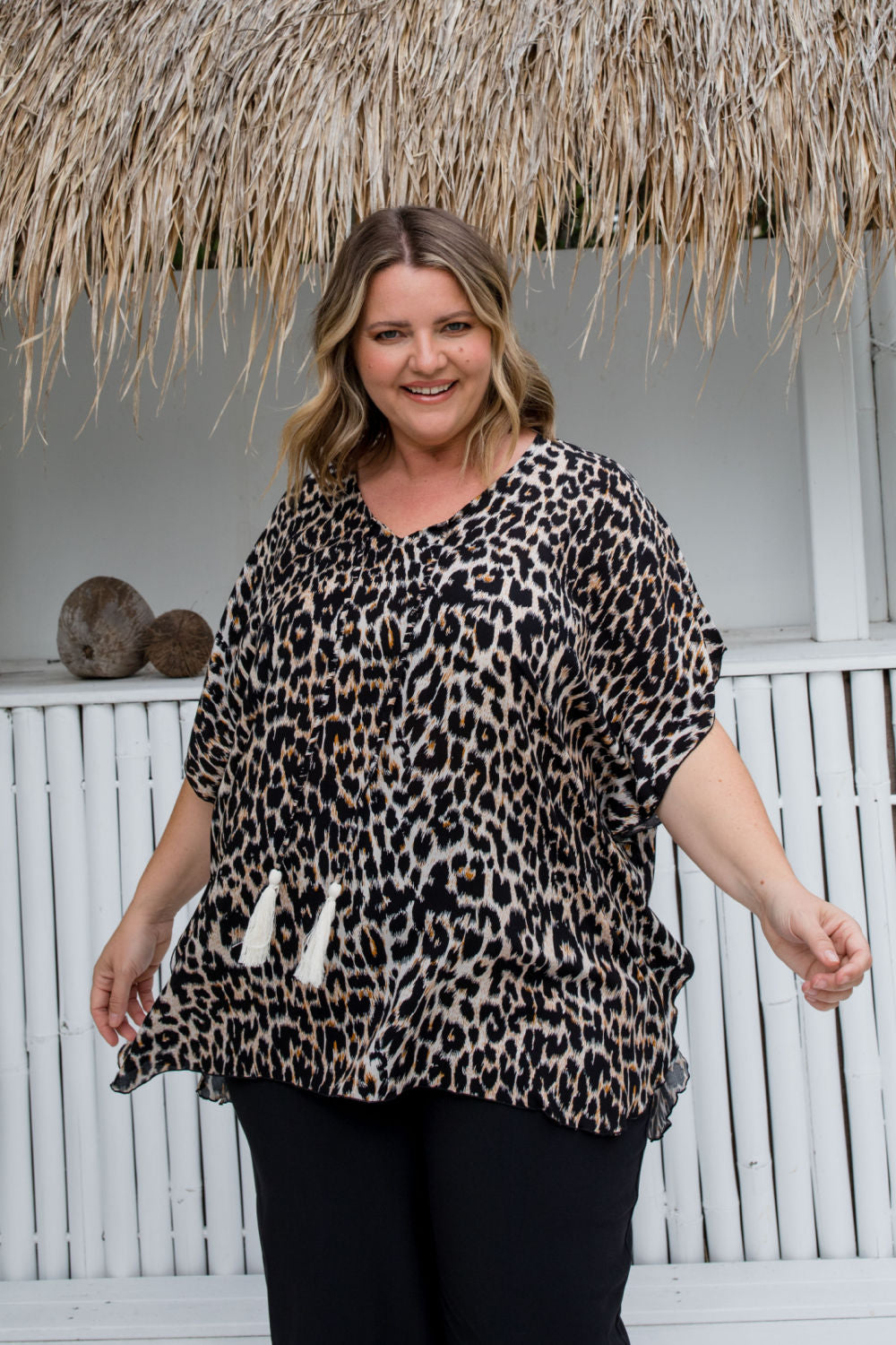 womens-summer-relaxed-fit-top-leopard-print-design