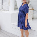 casual-summer-dress-blue-white-polka-aline