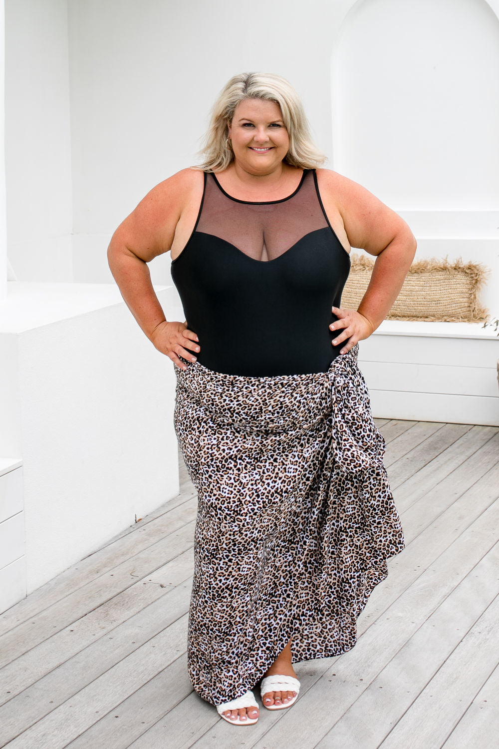 extra-large-sarong-leopard-print-black-brown-white