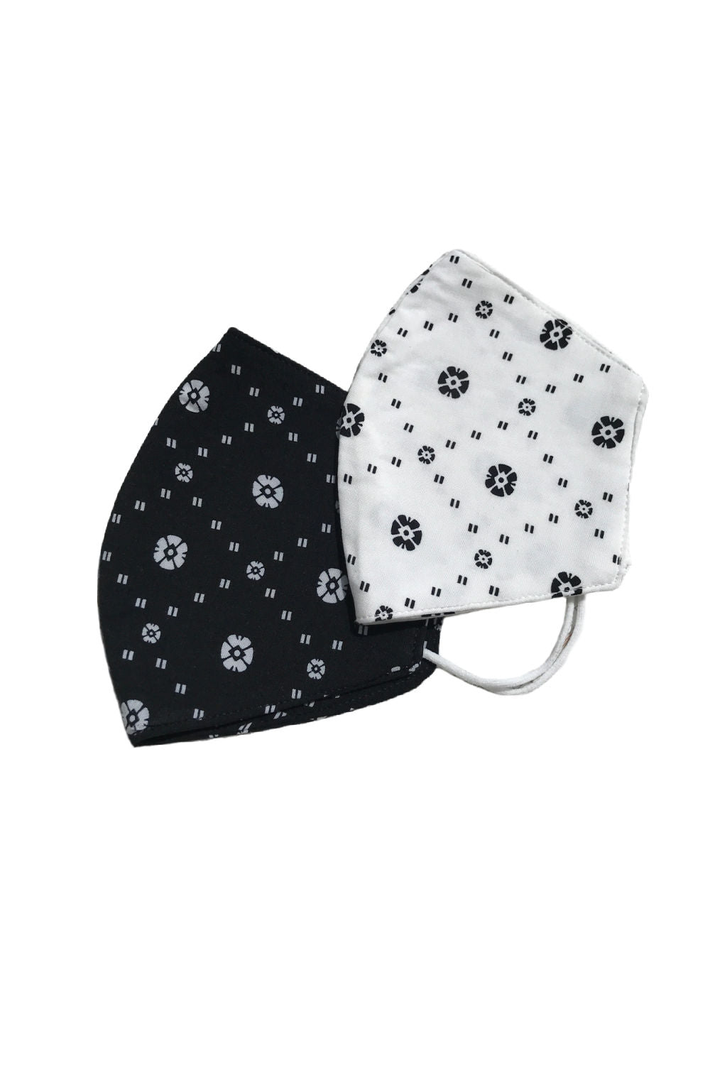 face-mask-fabric-black-white-geometric-print