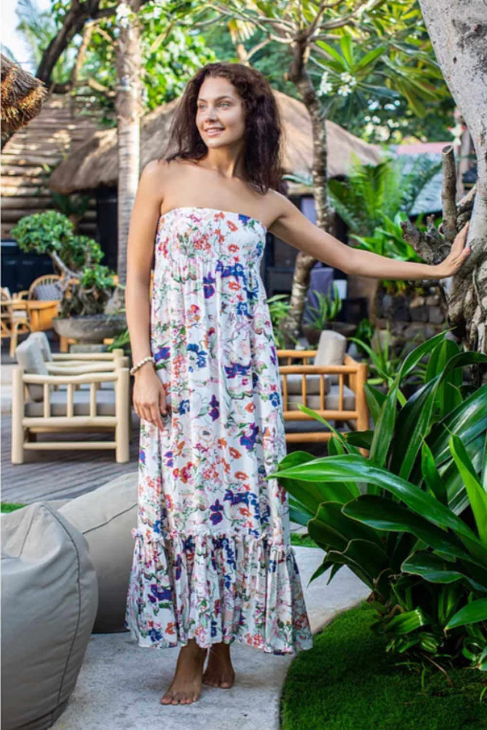casual-strapless-summer-maxi-dress-floral-design-cream