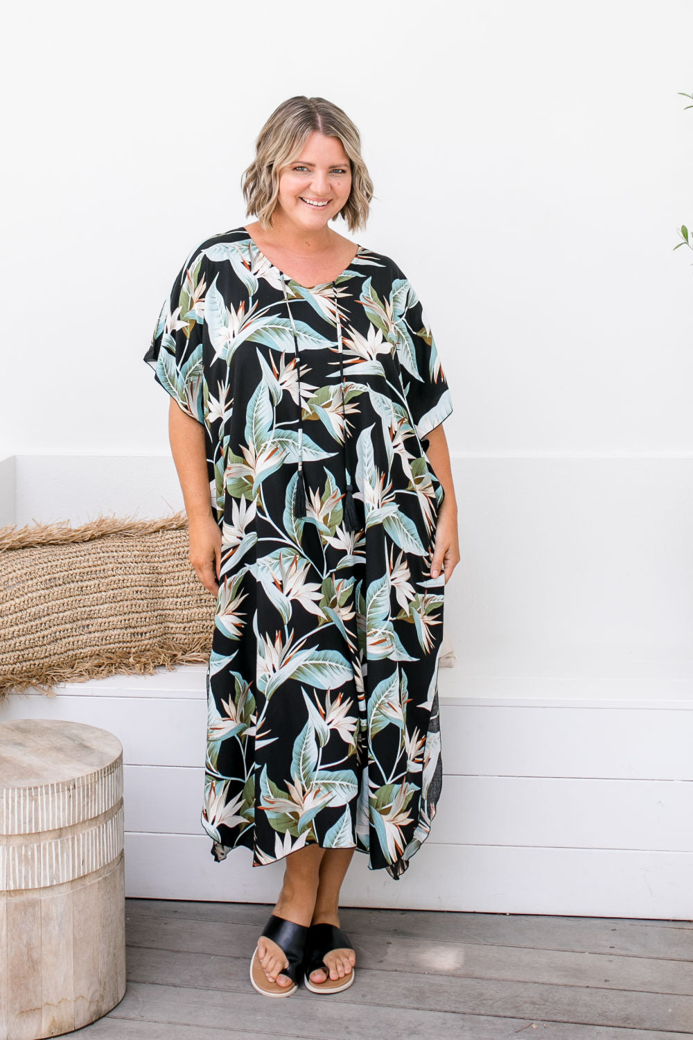 ladies-long-kaftan-dress-resort-style-black-leaf-design