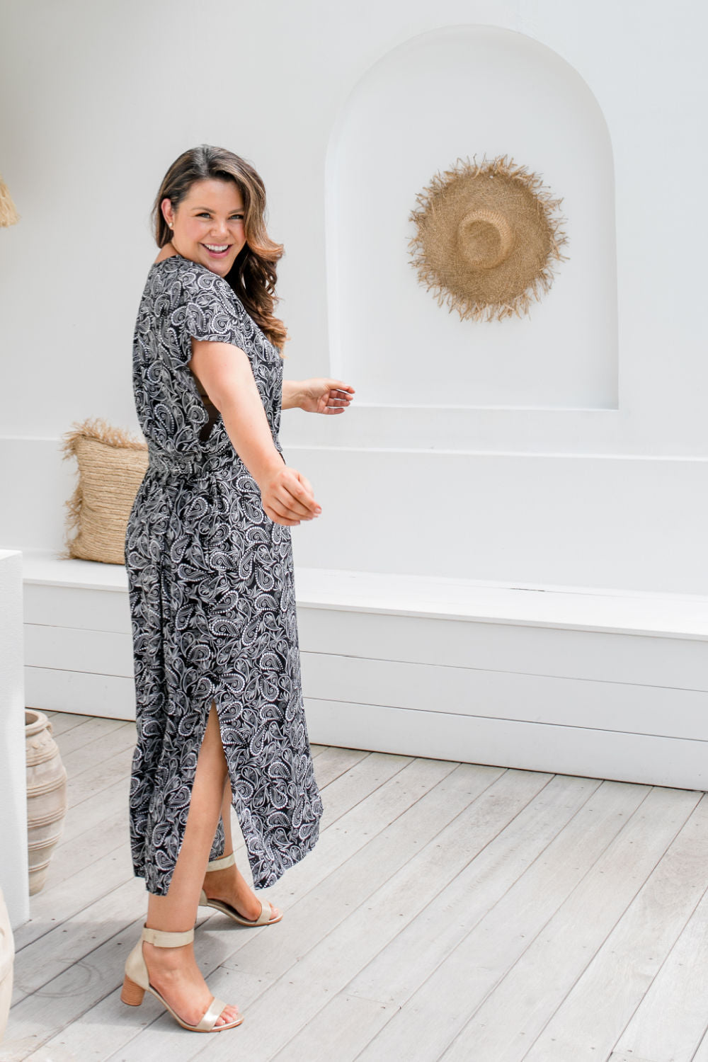 ladies-maxi-kaftan-dress-black-grey-white-paisley