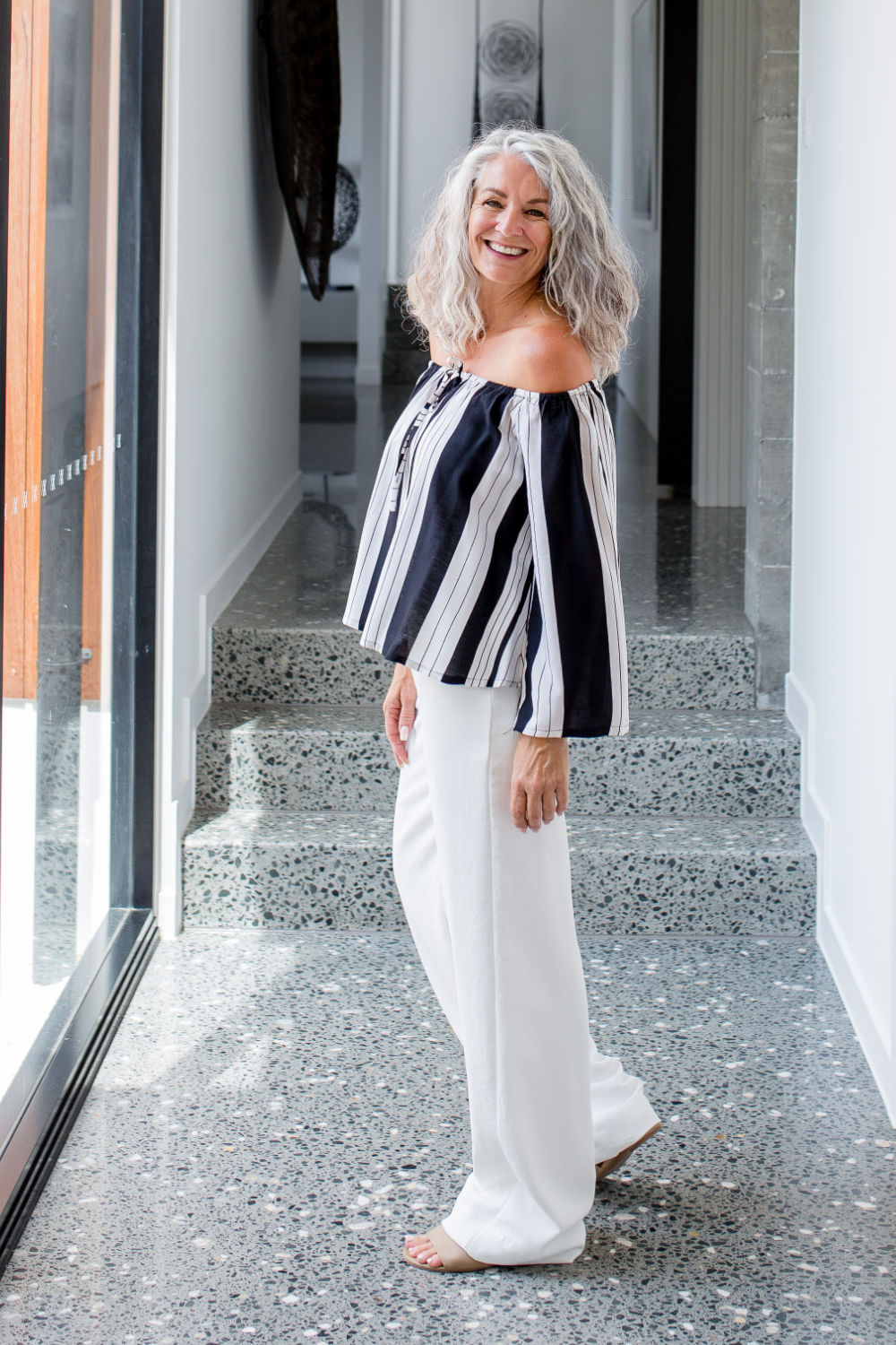ladies-summer-top-black-white