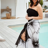 large-hawaiian-sarong-white-black-hibiscus-print