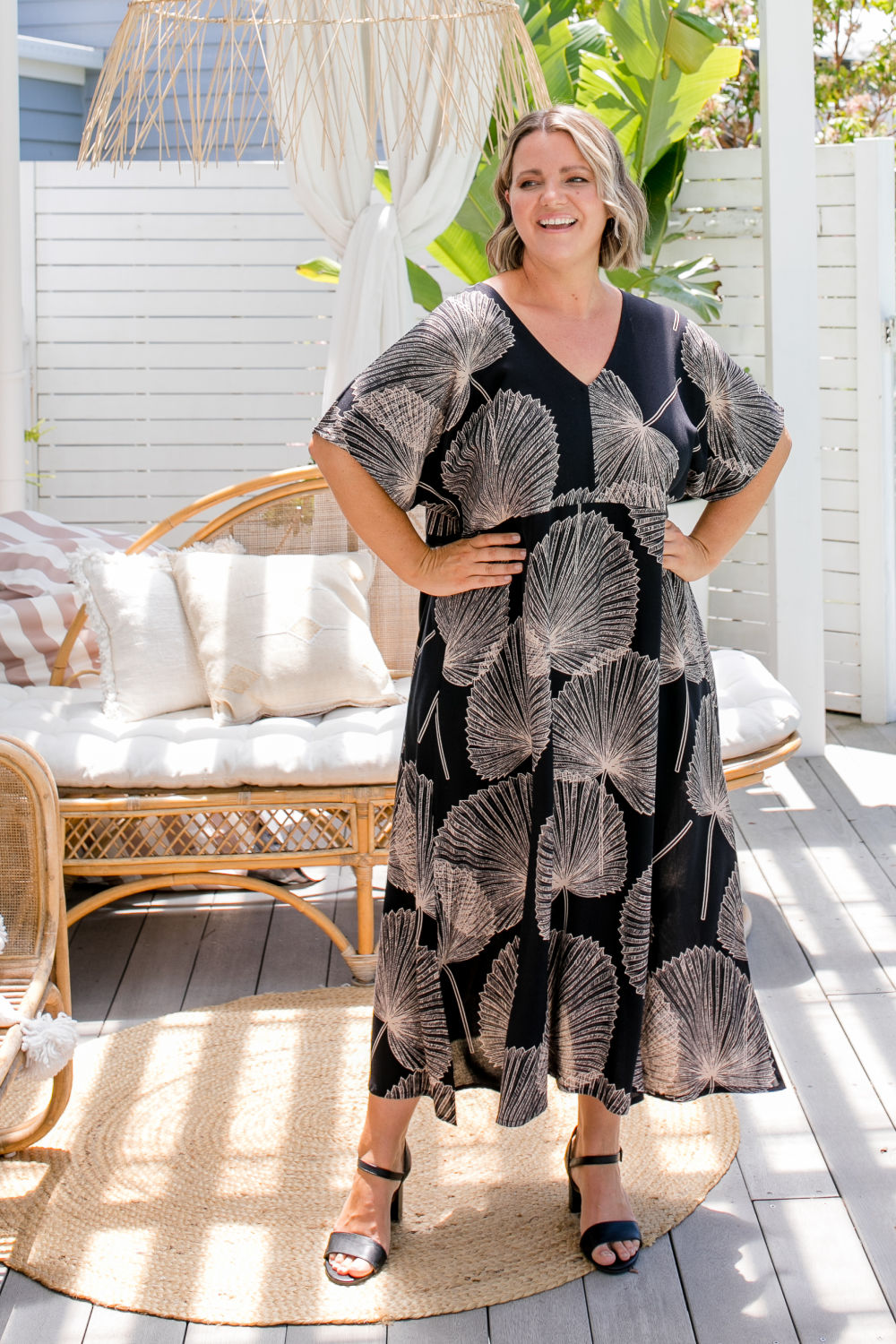 long-plus-size-summer-dress-black-latte-fan-design