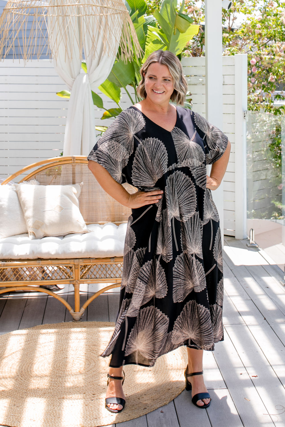 long-summer-dress-black-latte-fan-design-a-line-cut