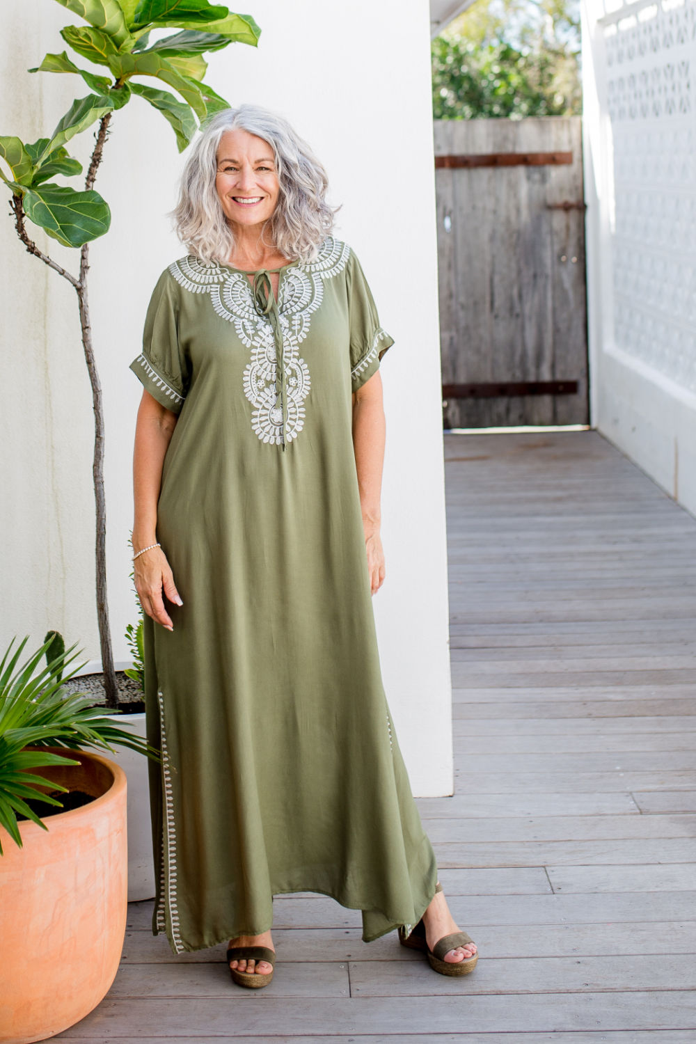 maxi-kaftan-dress-army-green-white-embroidery