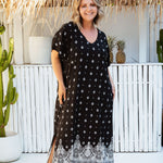maxi-kaftan-dress-plus-size-black-white-geometric-border-design