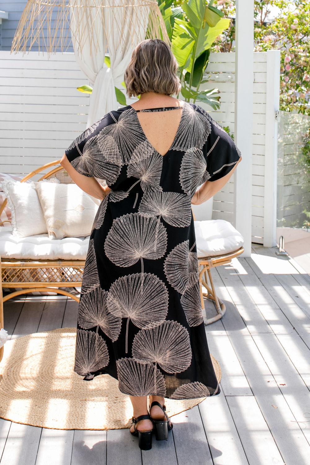 maxi-summer-dress-black-latte-fan-design