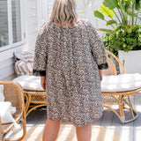 plus-size-beach-kaftan-leopard-print-black-caramel-white-back