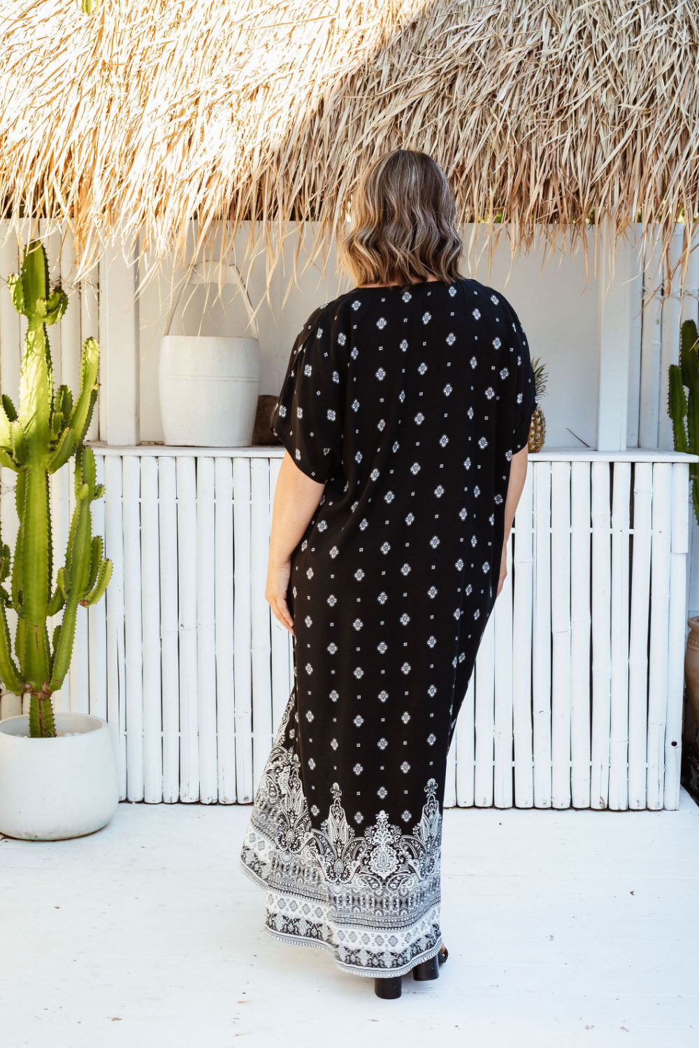 plus-size-long-summer-dress-black-white-geometric-border-design