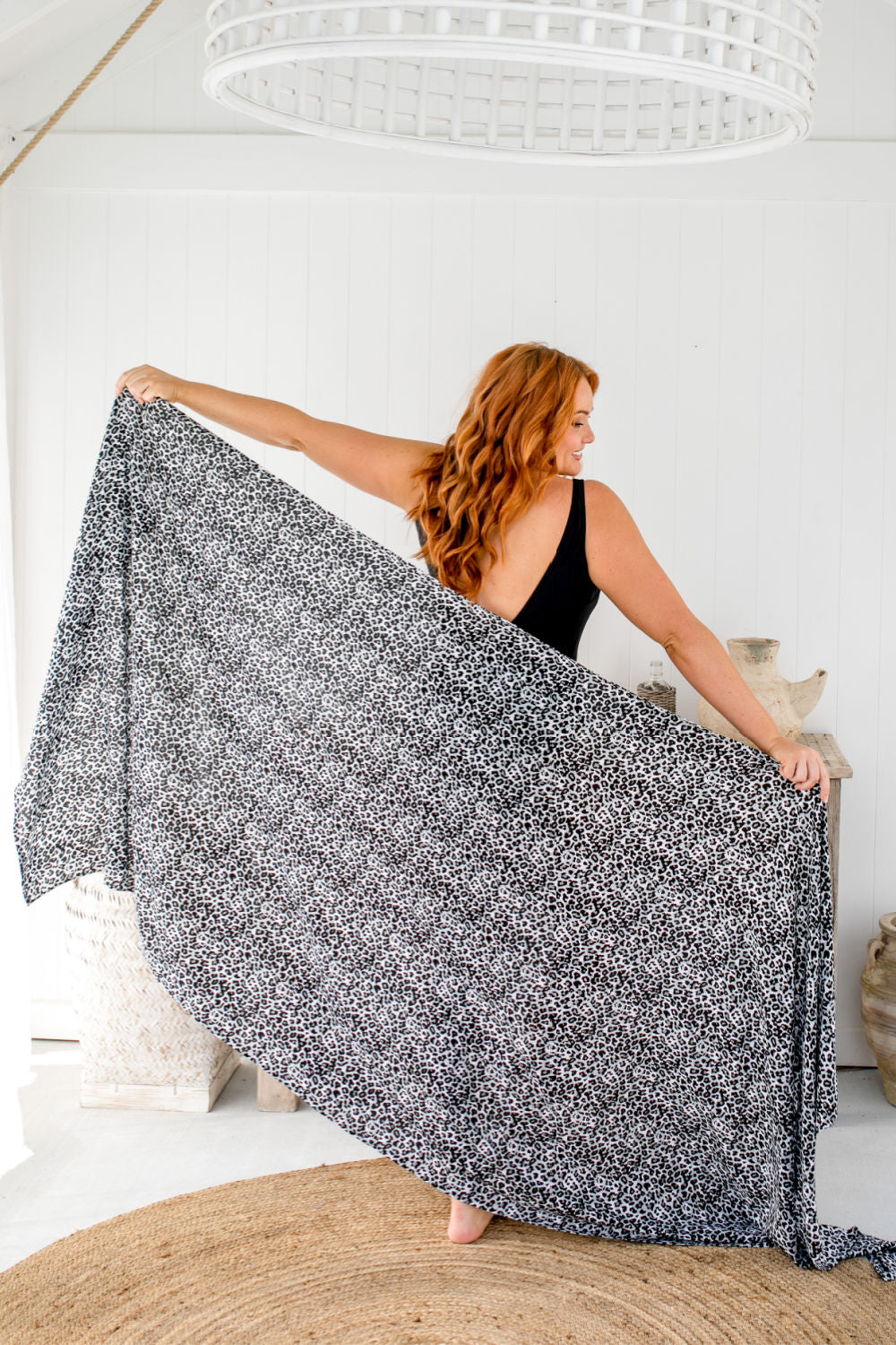 plus-size-sarong-leopard-print-black-white-grey