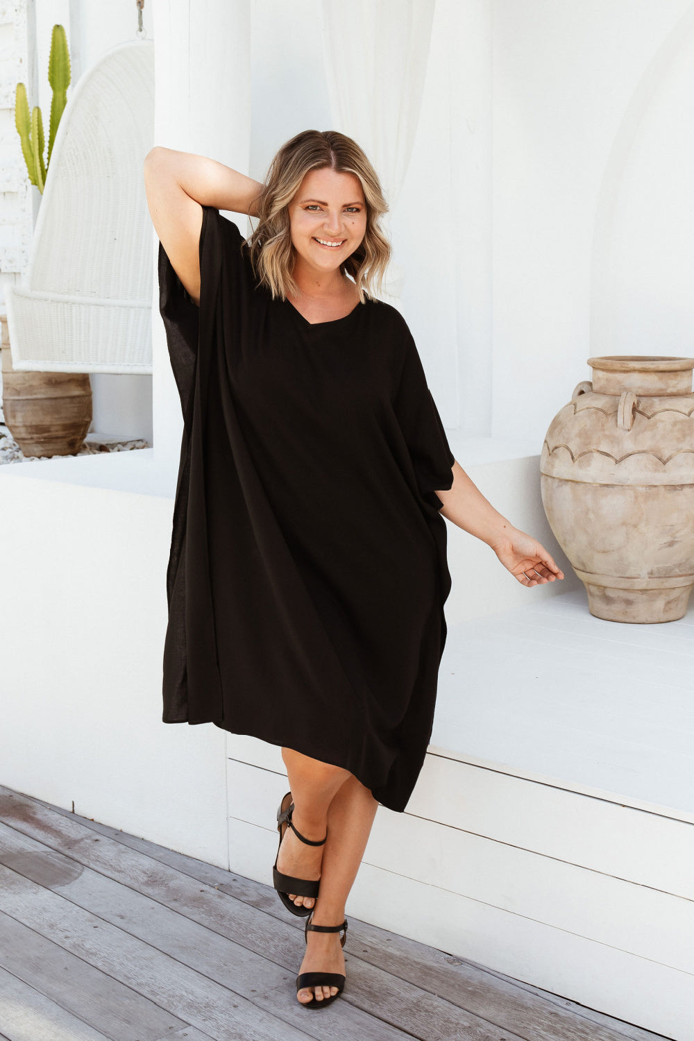 plus-size-short-kaftan-dress-black-resort-wear
