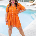 short-summer-curves-dress-orange-white-polka