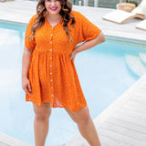 short-summer-curves-dress-orange-white-polka