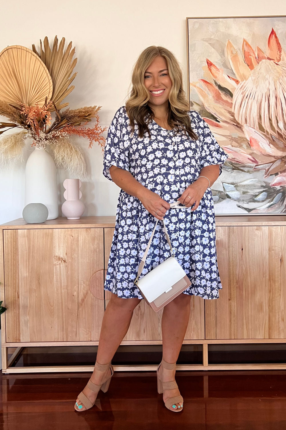 short-summer-dress-aline-blue-white-feeding-friendly