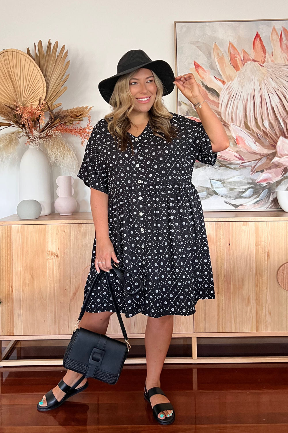 short-summer-dress-black-white-geometric-design
