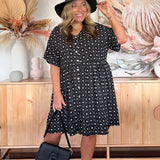 short-summer-dress-black-white-geometric-design