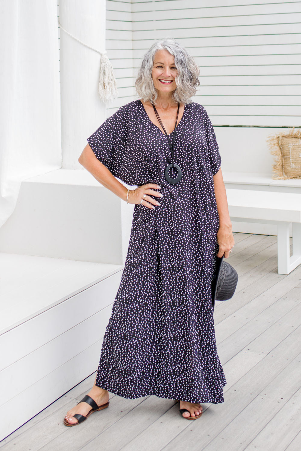 summer-maxi-kaftan-dress-black-white-polka