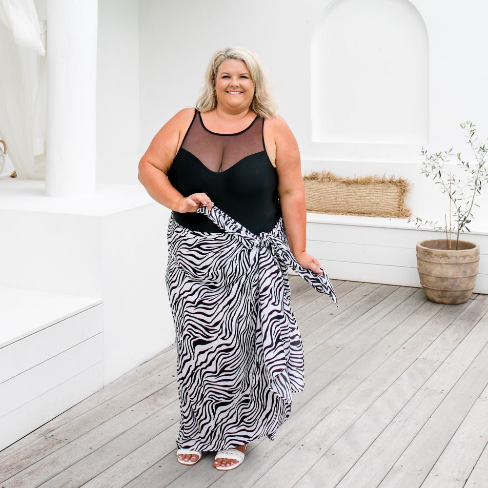 plus-size-sarong-black-white-zebra-print