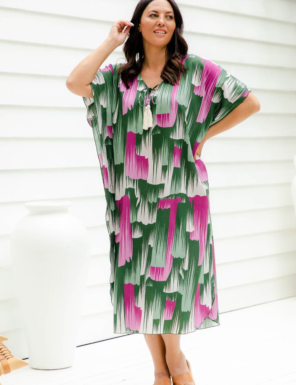 long-summer-kaftan-dress-pink-emerald-design