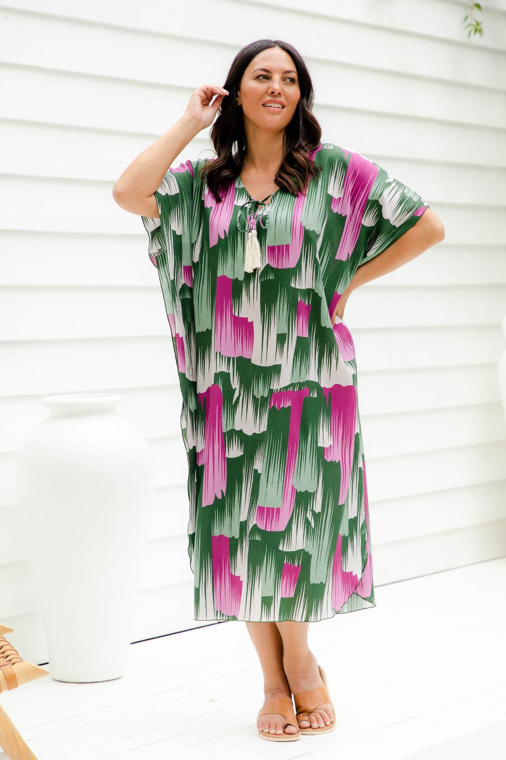 long-summer-kaftan-dress-pink-emerald-design