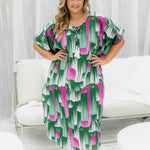 plus-size-summer-dress-resort-style-pink-emerald-design