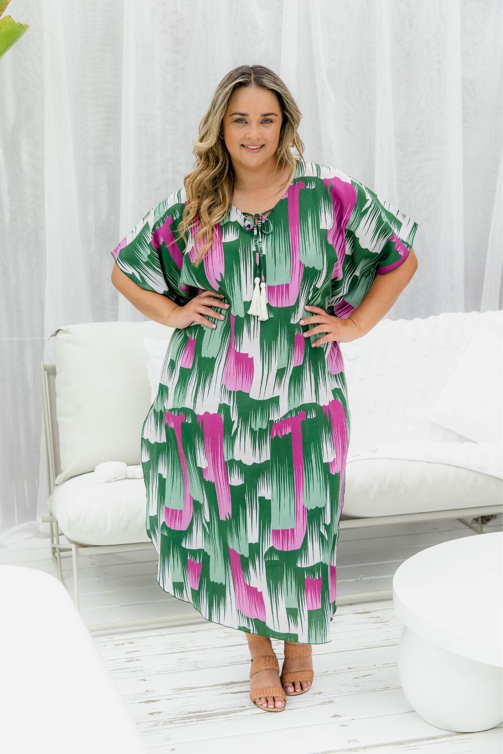 plus-size-summer-dress-resort-style-pink-emerald-design