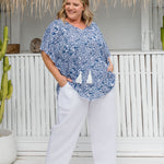 casual-summer-top-blue-white-resort-style