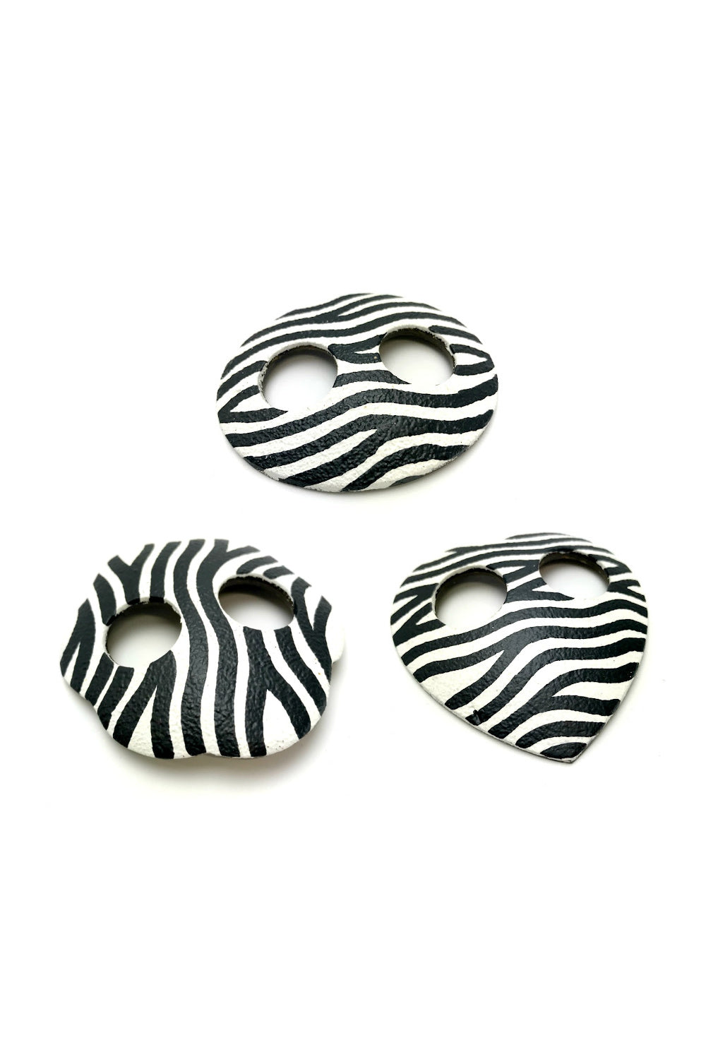 coconut-shell-sarong-buckles-zebra-hand-painted