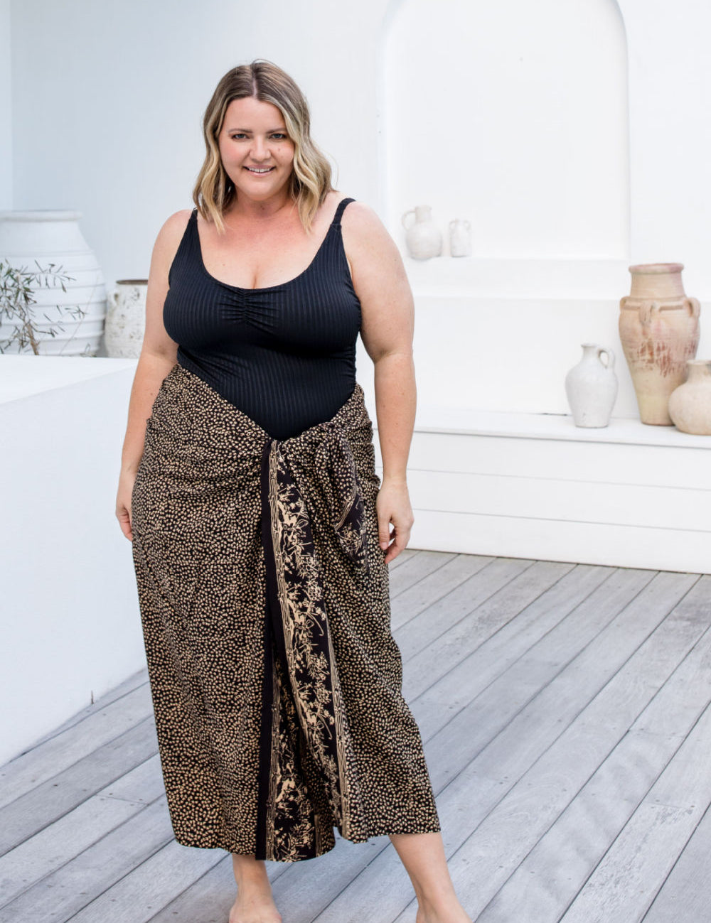 extra-large-sarong-black-latte-print-design