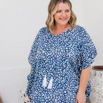    kaftan-top-blue-white-leopard-print