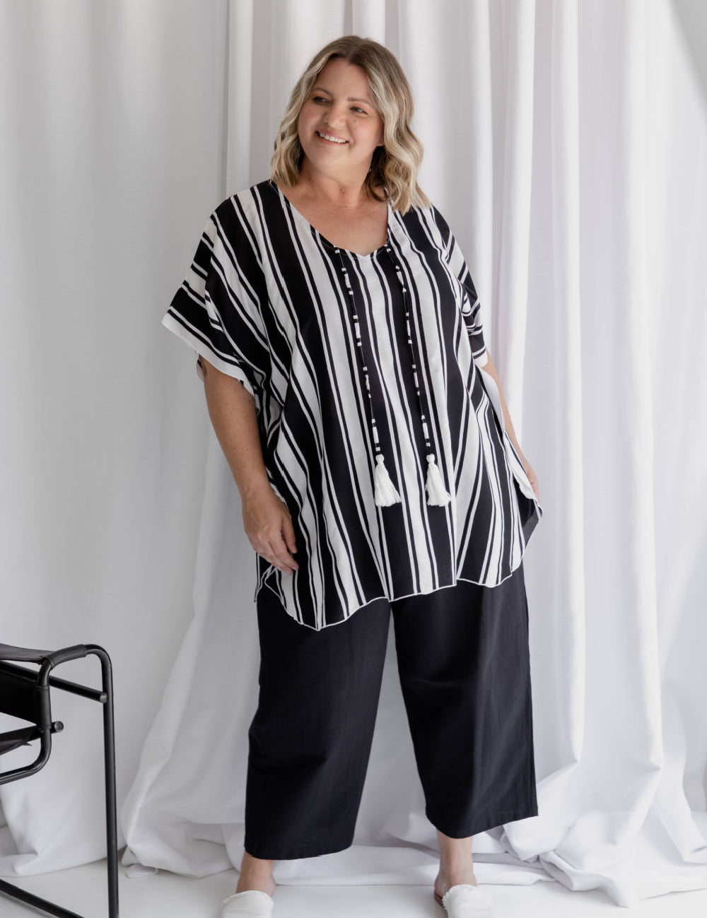     ladies-kaftan-top-black-white-stripe-resort-style