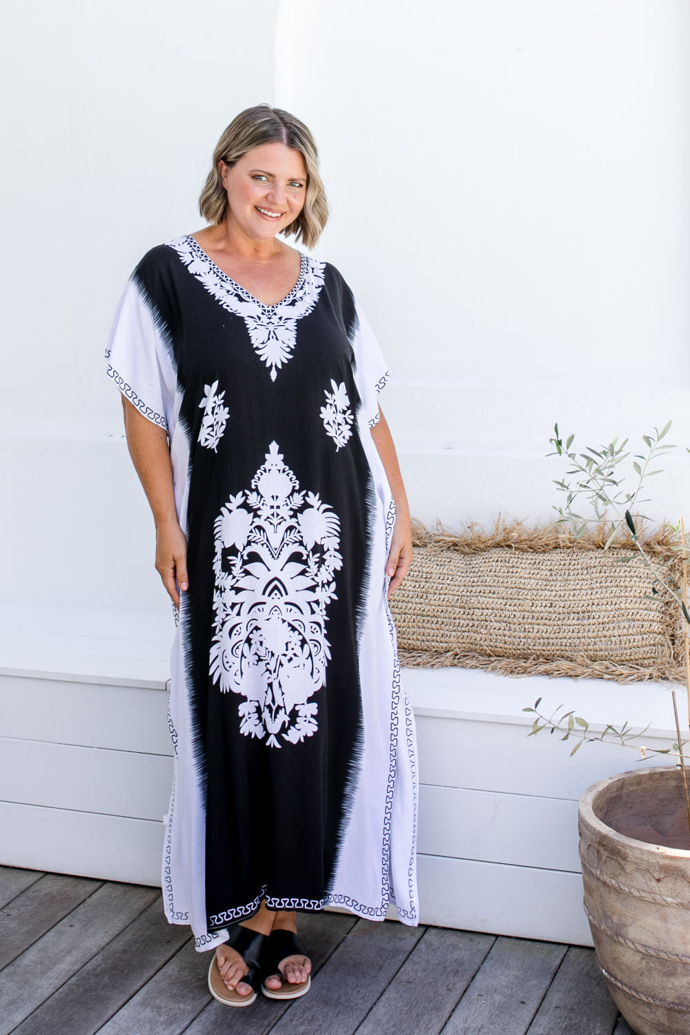 ladies-long-kaftan-dress-black-white-mandala-design